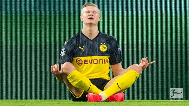 足球评论员兼作家，退役后的克拉默已在创作个人第二部小说（克拉默退役后身兼足球评论员与作家，正着手创作第二部小说）