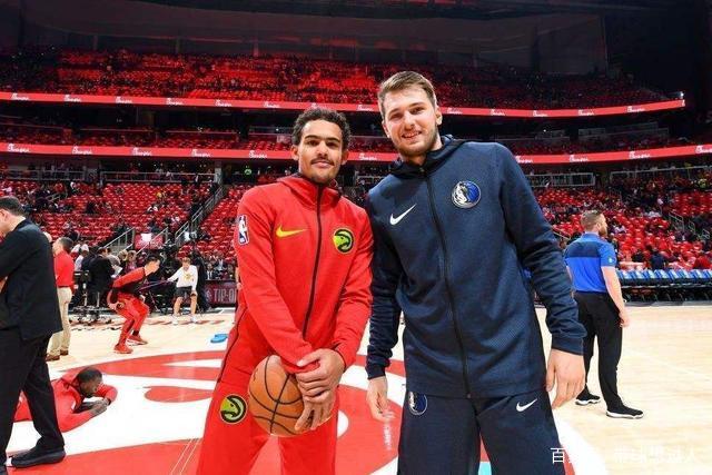 韩媒爆料：将在明年LCK杯中试点“教练语音”（韩媒称明年LCK杯将试点教练语音功能）