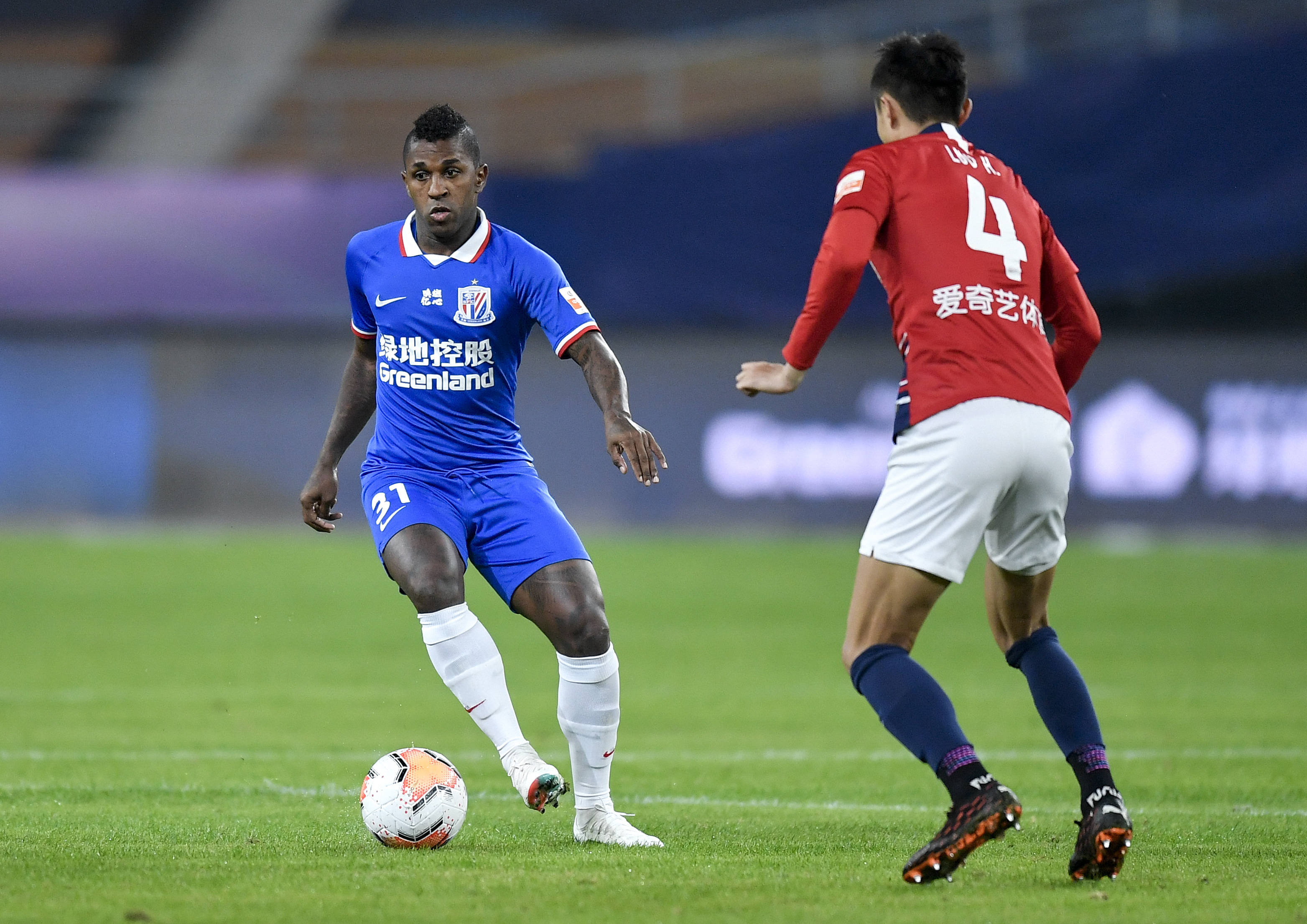 罗体：罗马旧将敦比亚接受测谎，结果显示其实际年龄超过40岁（罗体：罗马旧将敦比亚测谎结果称其实际年龄或超40岁）