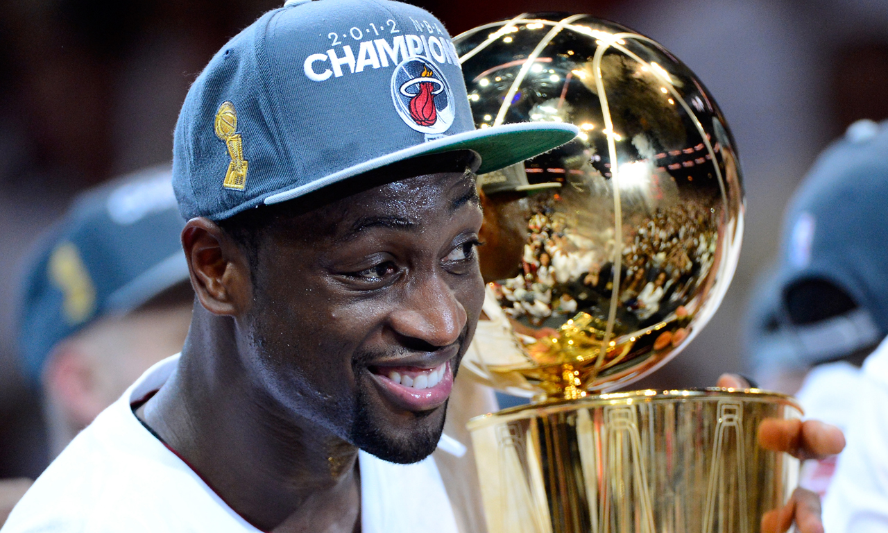 前巴萨门将：亚马尔是位天赋异禀的球员，但他需要向梅罗学习（前巴萨门神：亚马尔天赋出众，仍需向梅罗看齐）