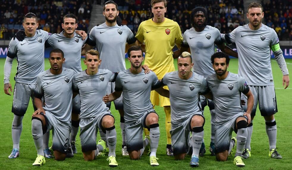 苏群：尽了全力&对手给了机会 快船仍输 相信老板已琢磨着要开刀（苏群：快船拼尽全力、对手送机会仍告负，老板或已酝酿大刀阔斧的调整）