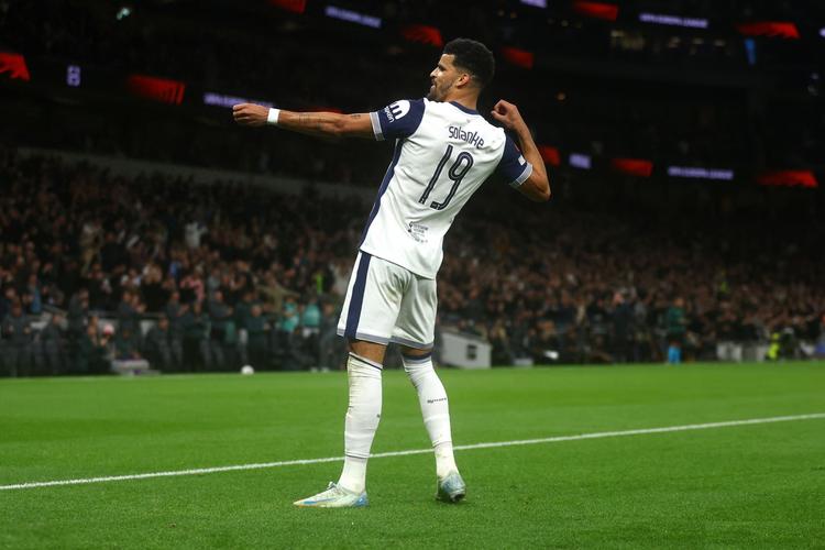 体坛：邦本宜裕续约陷入困局，“要价100万美元年薪”不属实（体坛：邦本宜裕续约受阻，百万美元年薪传闻不实）