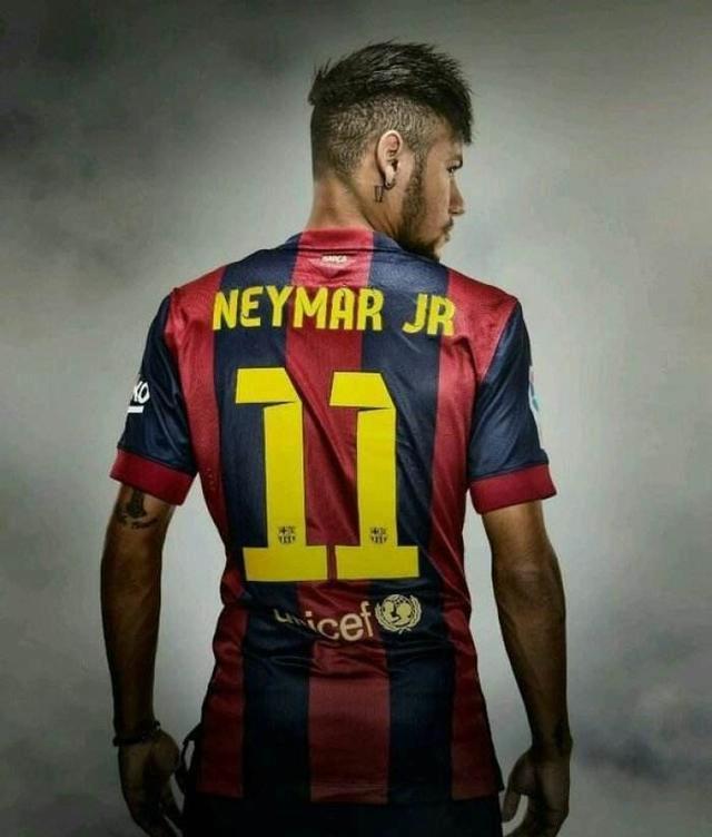 身体素质劲爆！塔克&桑普森新赛季首秀合砍26分11板3助（爆发力拉满！塔克与桑普森首战携手砍下26分11篮板3助攻）