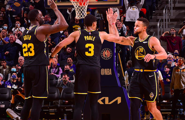 罗马诺：莱万不在迈阿密国际2026年的引援候选名单中（罗马诺：莱万未列入迈阿密国际2026年引援名单）