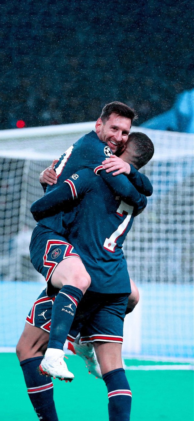 内德维德盛赞伊尔迪兹：他拥有非凡的能力，未来只会更强（内德维德：伊尔迪兹天赋惊人，未来只会更强）