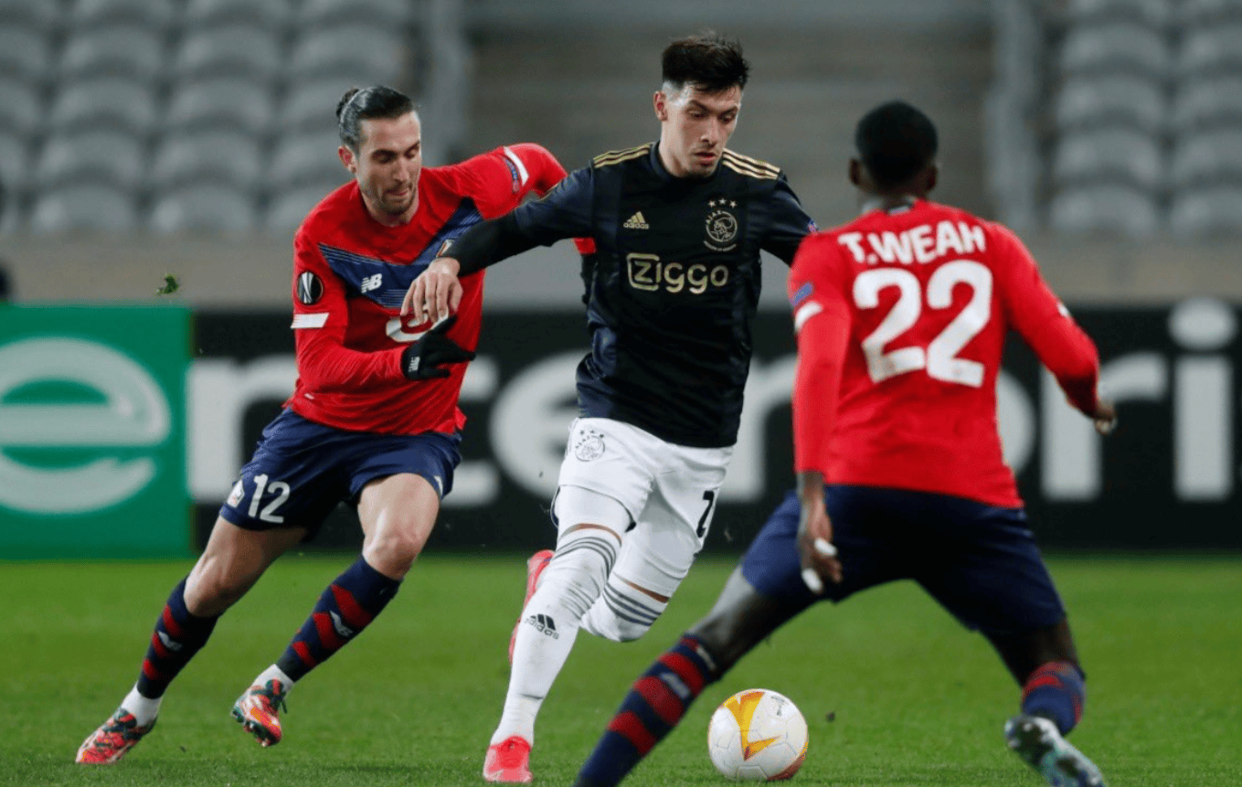 遗憾无比，爱德华兹砍44分6板3助3断+三分绝平，加时惨遭2T驱逐（爱德华兹轰44分6板3助3断＋压哨三分追平，加时却连吃2T被驱逐）