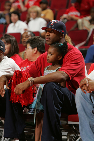 国米2-1凯拉特全队评分：邓弗里斯、弗拉泰西5分最低（国米2-1凯拉特，全队评分出炉：邓弗里斯与弗拉泰西以5分垫底）