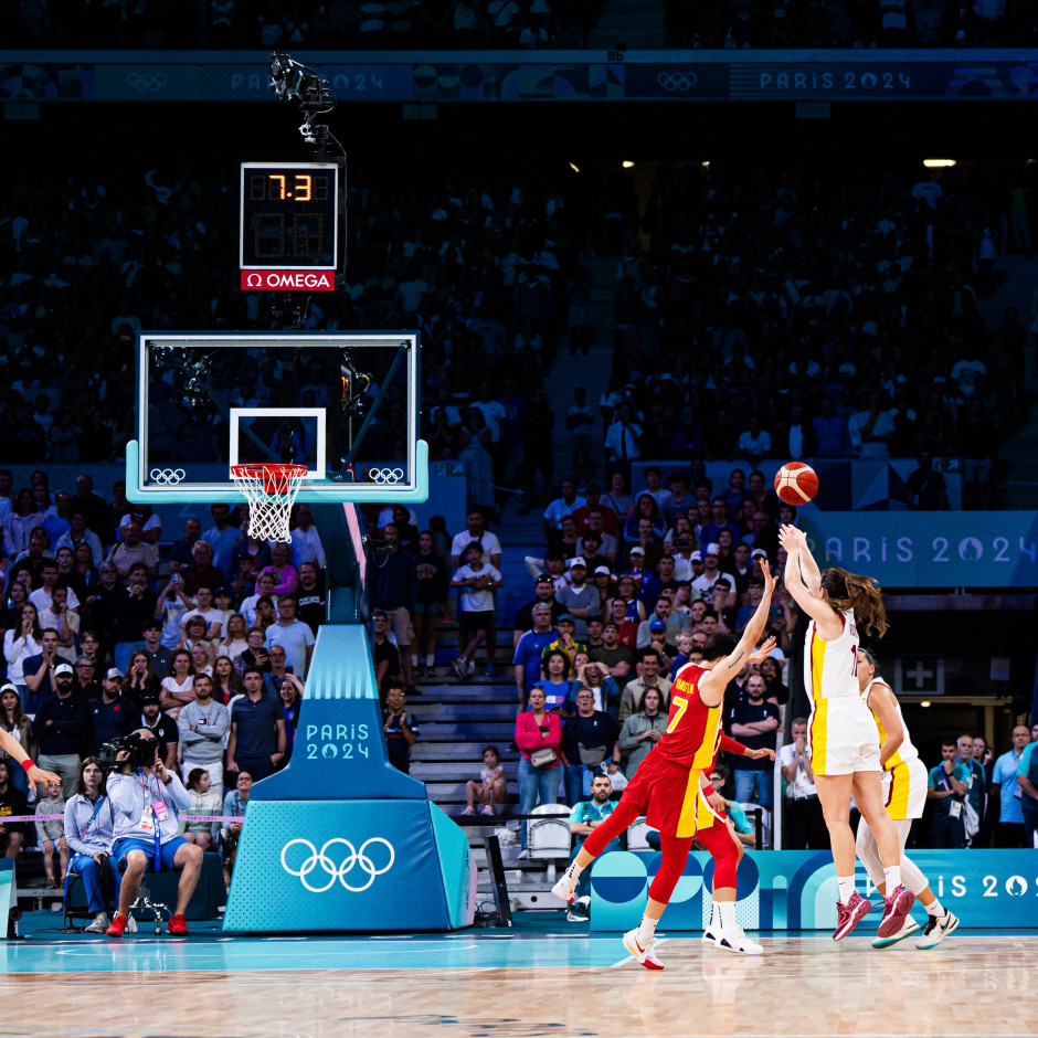 浮嶋敏：无论首发和替补都要为球队做贡献；满意赵松源的表现（浮嶋敏强调首发与替补皆须为球队贡献，并肯定赵松源的表现）