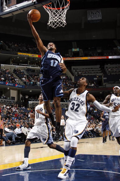 昂达夫首次德甲连场进球2+；对多特进6球生涯德甲单一对手最多（昂达夫德甲首次连场梅开二度；对多特已进6球为生涯最多）