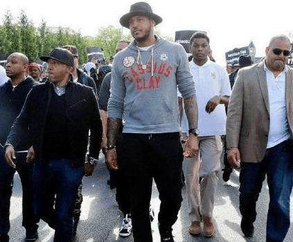 要扛不住了！掘金半场归来火力全开两分钟轰12分 森林狼被迫暂停（森林狼招架不住！掘金易边后火力全开两分钟狂轰12分逼出暂停）