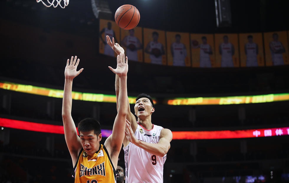 火箭vs快船前瞻：哈登重返休城大战杜兰特，火箭全力争胜（快船战火箭前瞻：哈登重返休城对飙杜兰特，火箭誓夺胜局）