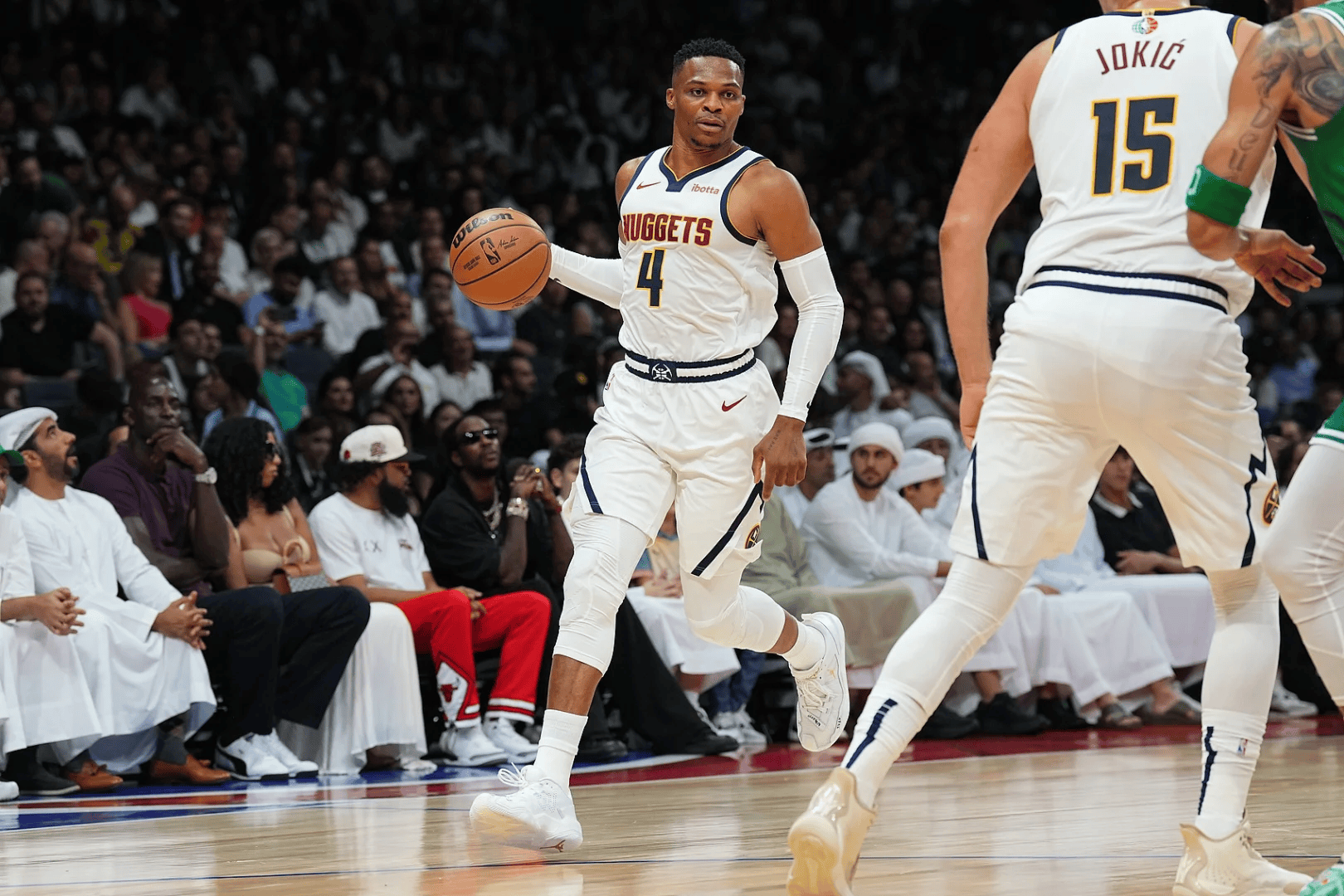 利物浦伤情报告：伊萨克有望复出对阵森林，弗林蓬下月初回归（利物浦伤情更新：伊萨克或迎复出战森林，弗林蓬预计下月初归队）