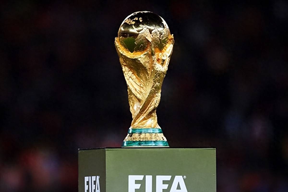 三分球6投0中，贝恩调整策略（三分6投全失，贝恩调整进攻思路）