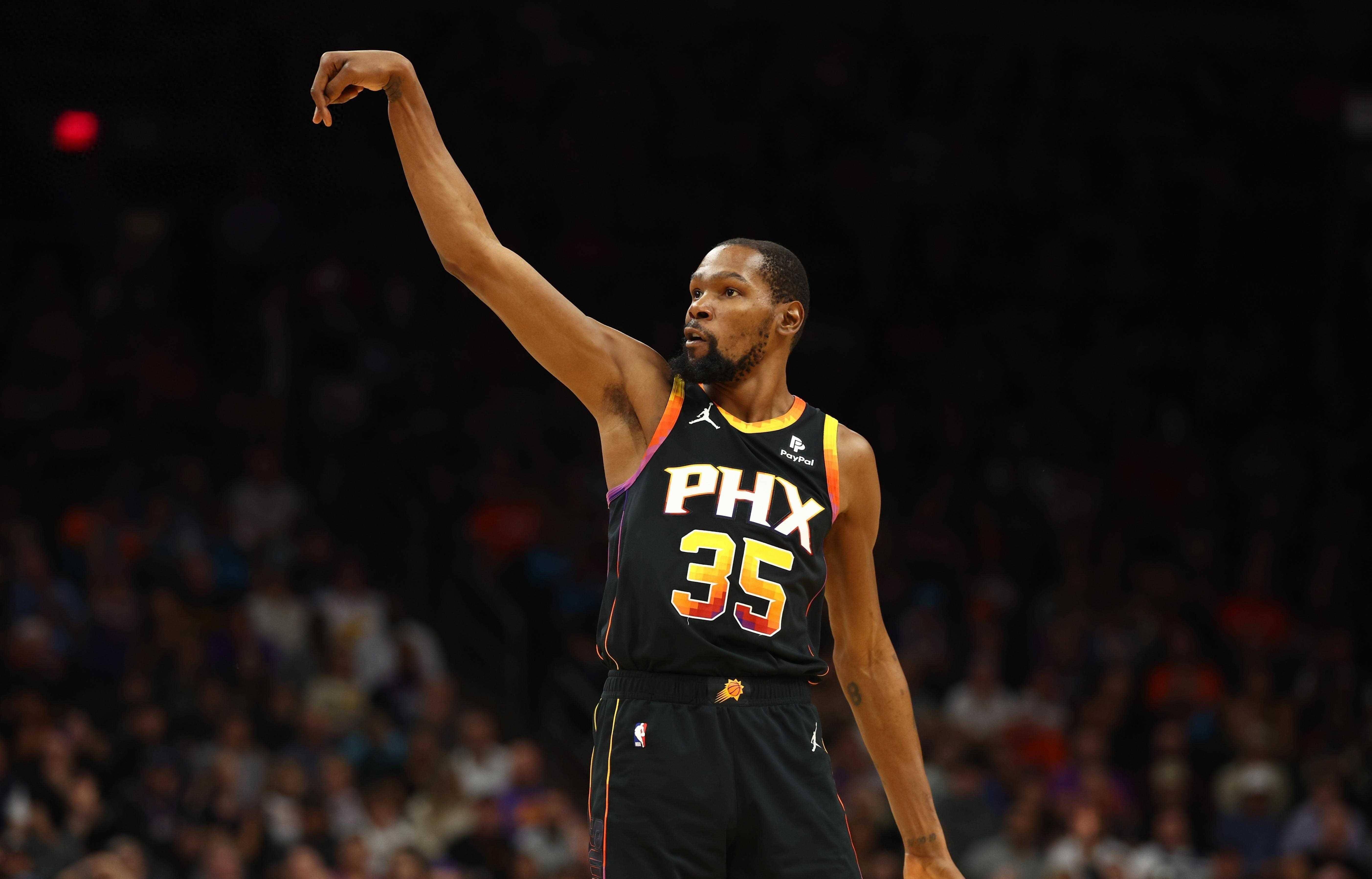 齐沃：为迪乌夫、何塞普高兴；今天不想让图拉姆踢超过60分钟（齐沃称为迪乌夫、何塞普感到欣喜：今日计划将图拉姆出场时间控制在60分钟以内）